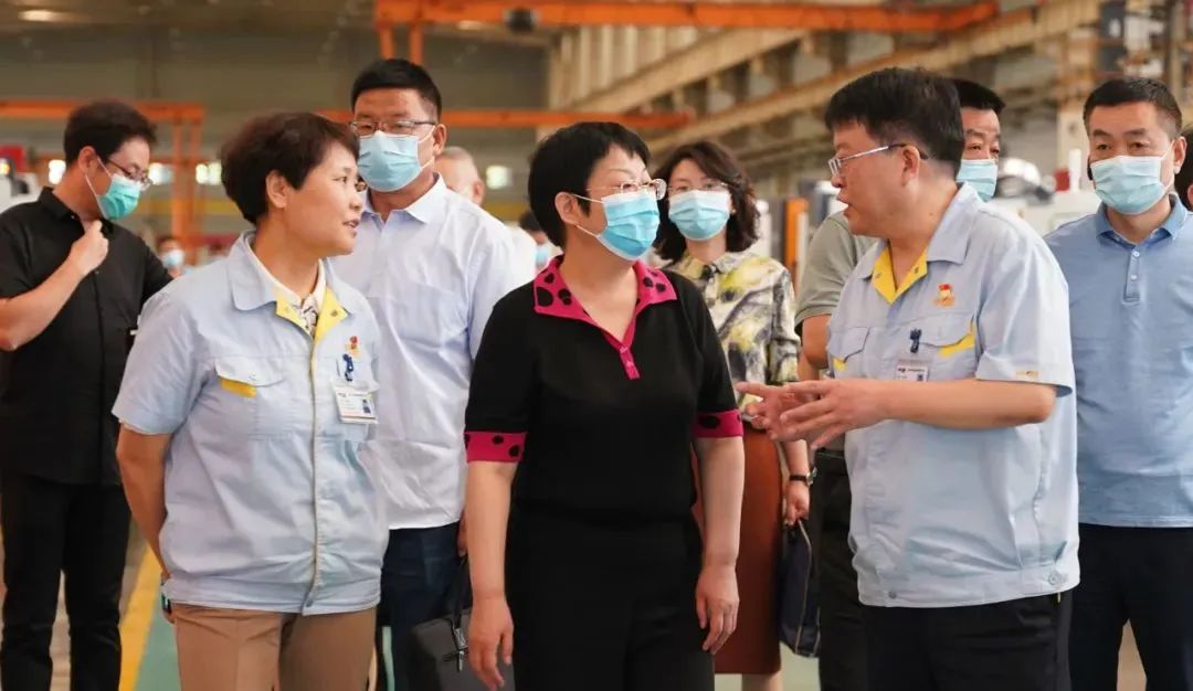 寶雞市政協(xié)主席劉榮賢專題調(diào)研寶雞機(jī)床、秦川格蘭德
